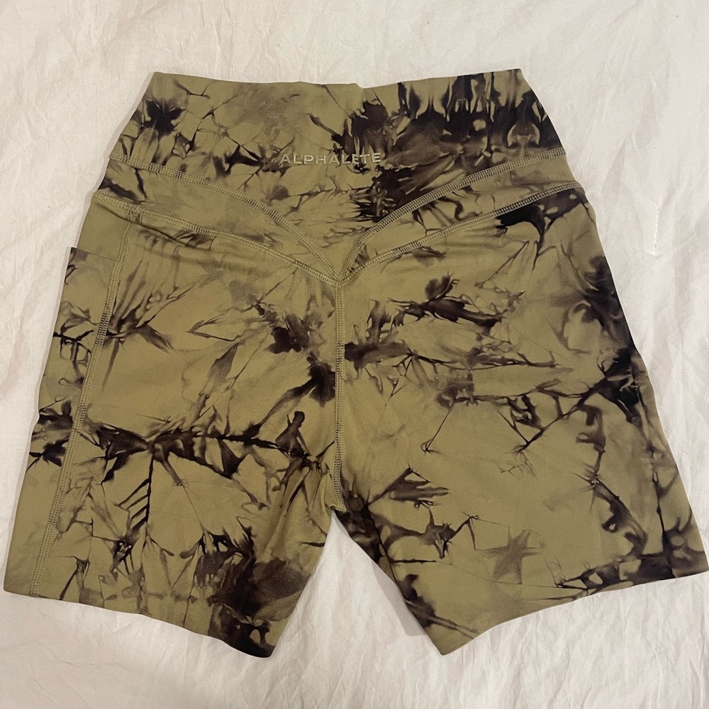 Alphalete Alphalux Force Short - Cactus Green